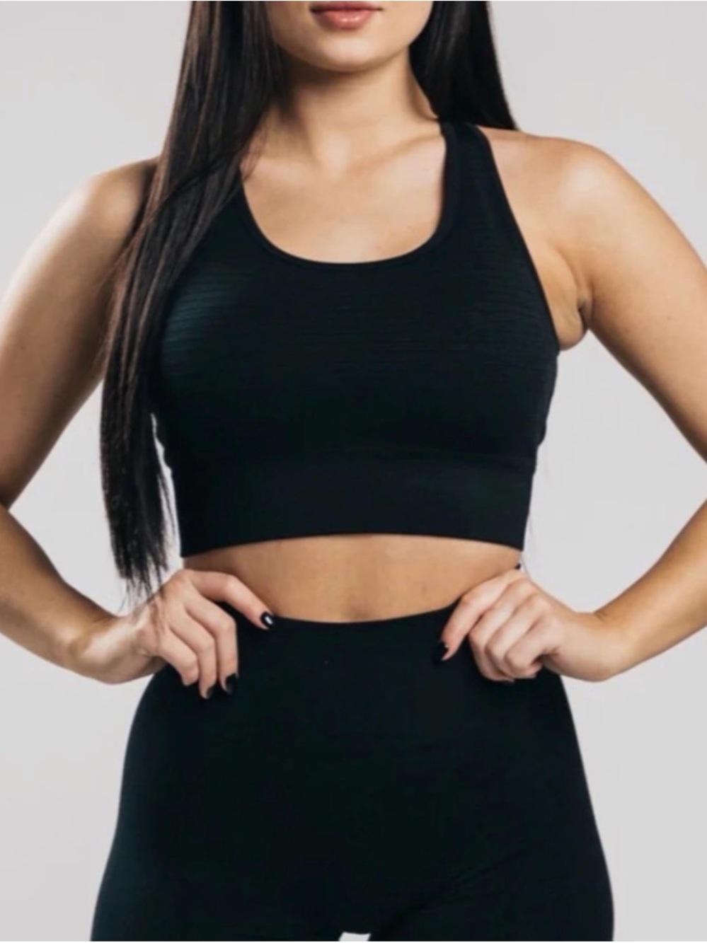 Alphalete Black Revival Vault Bra - Small